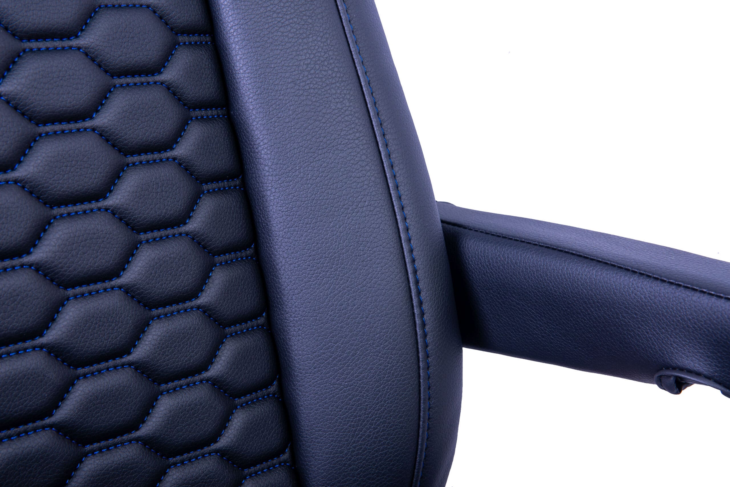 2-Ezee-Parts-MK5-VW-Caddy-blue-hexagon-design Blue stitched Mk5 VW Caddy Ezee Parts seat covers with blue R logo